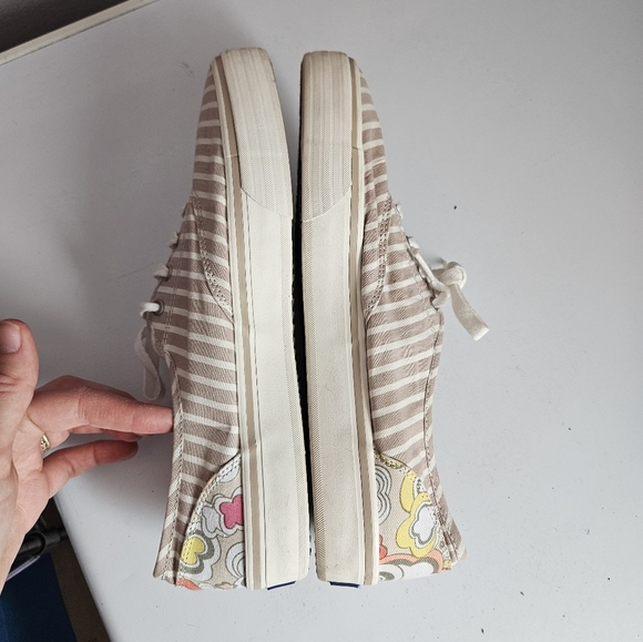 Striped Canvas Sneakers with Floral Heel Keds 8.5 - Picture 8 of 8